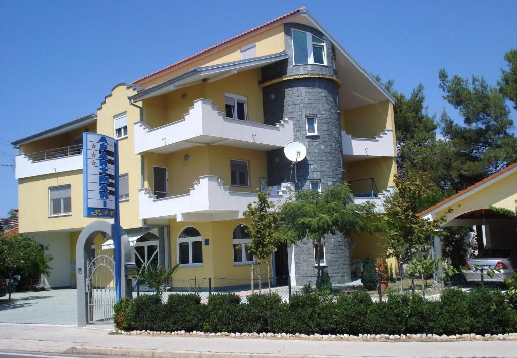 Apartments San Sukosan Exterior photo